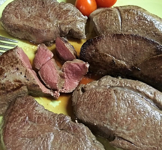 Превью Стейк из косули (внутренняя часть бедра)